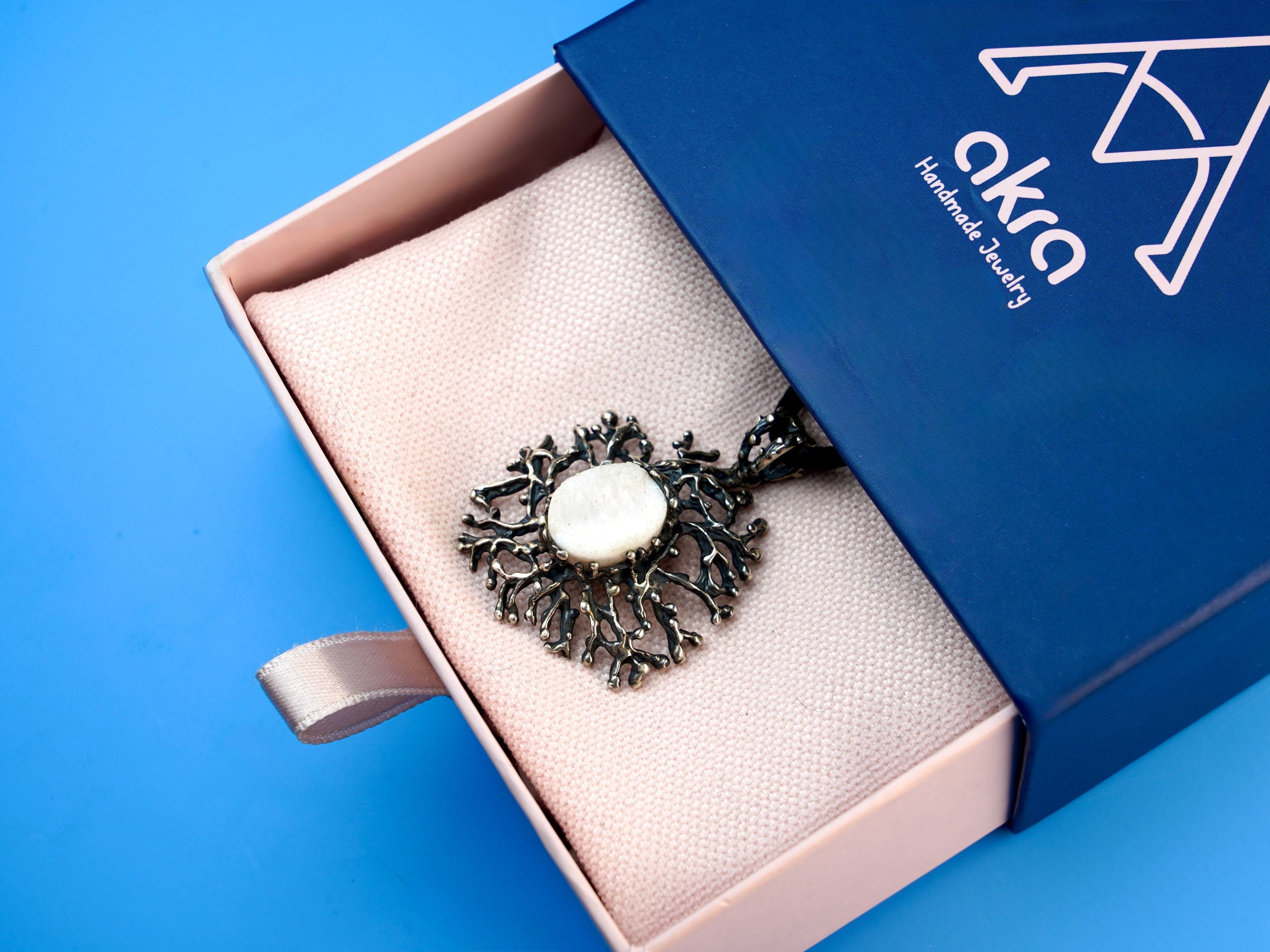 moonstone statement necklace in gift box, premium jewelry packaging