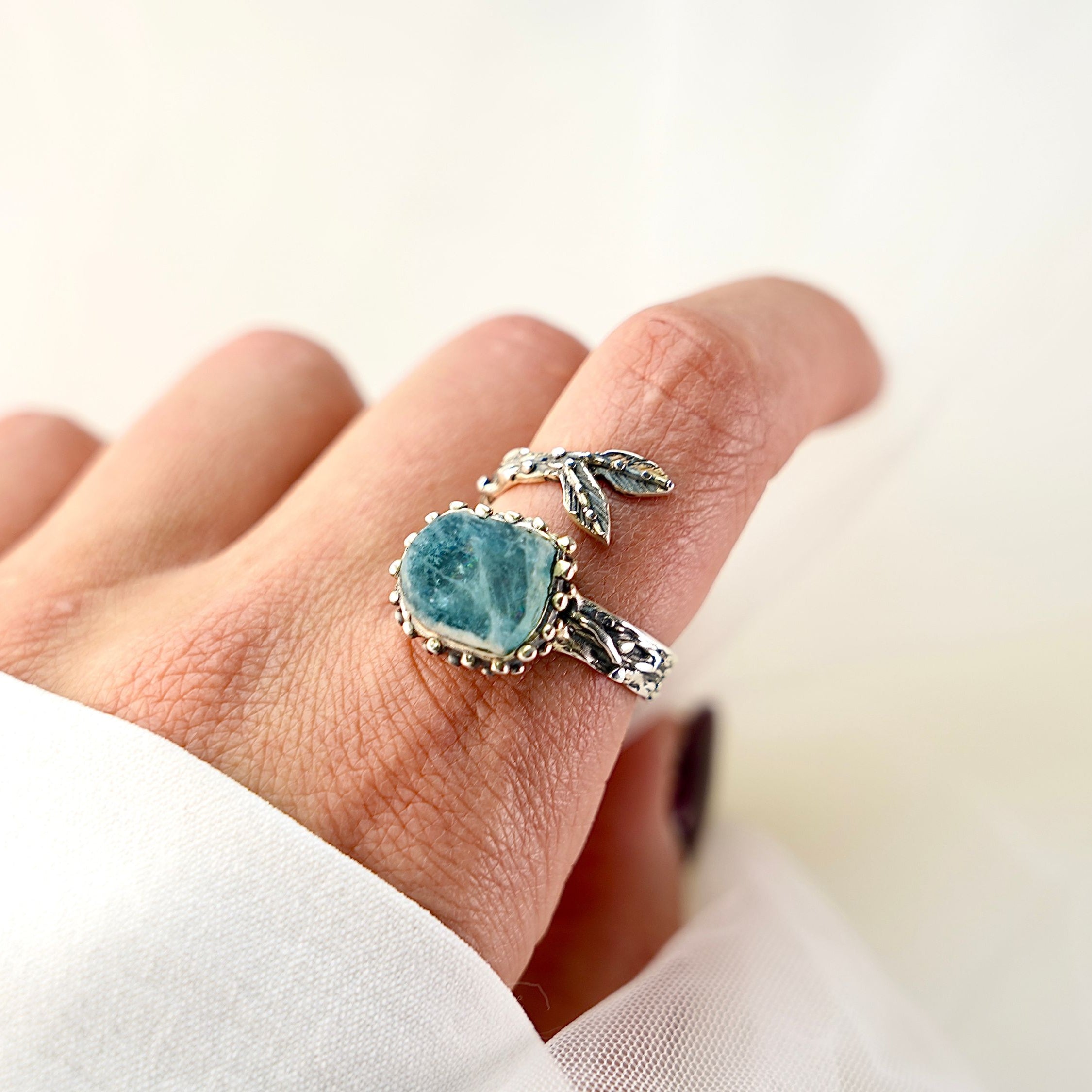Aquamarine adjustable ring on hand size reference blue gemstone silver ring natural jewelry