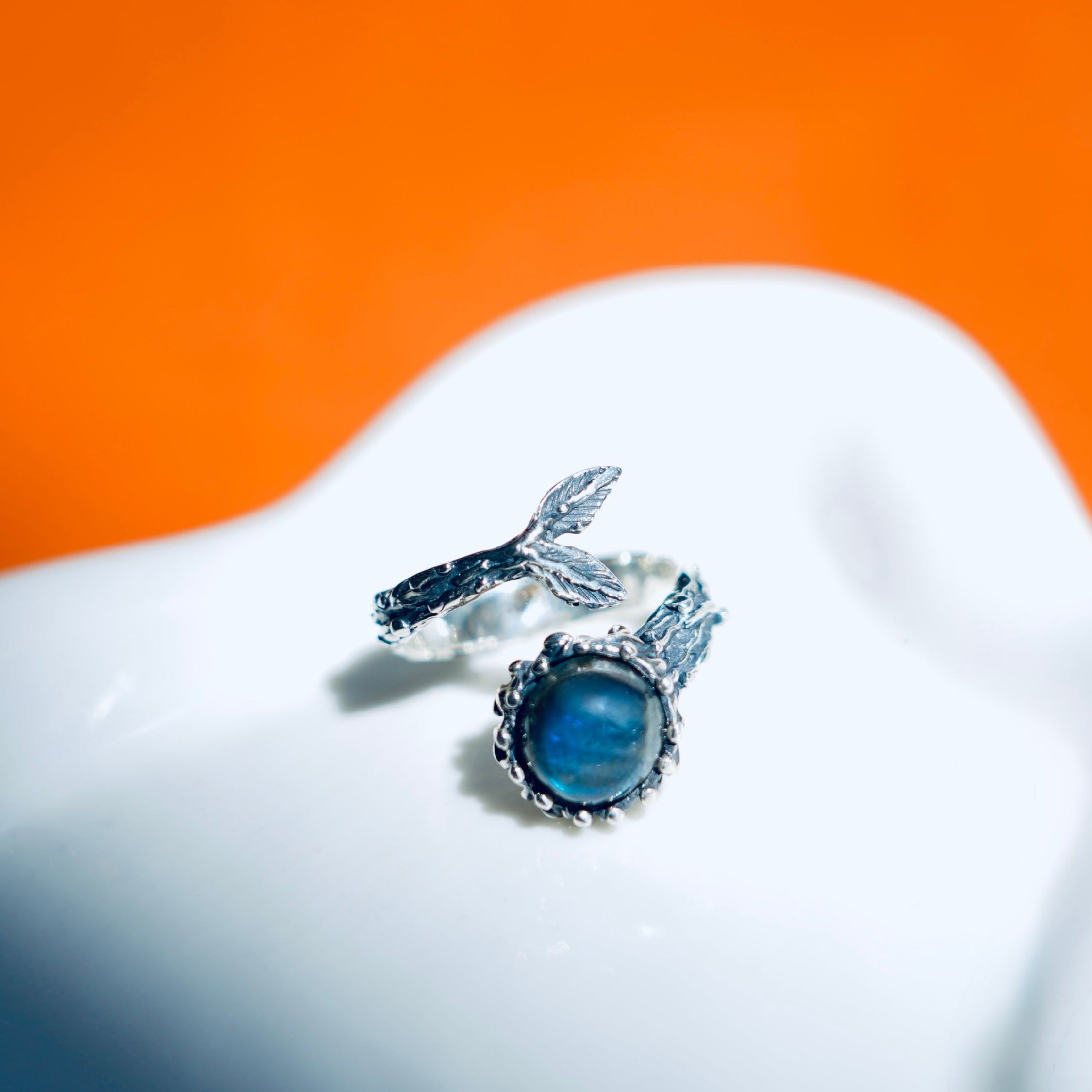 Close up labradorite stone blue flash detail crystal texture adjustable sterling silver ring