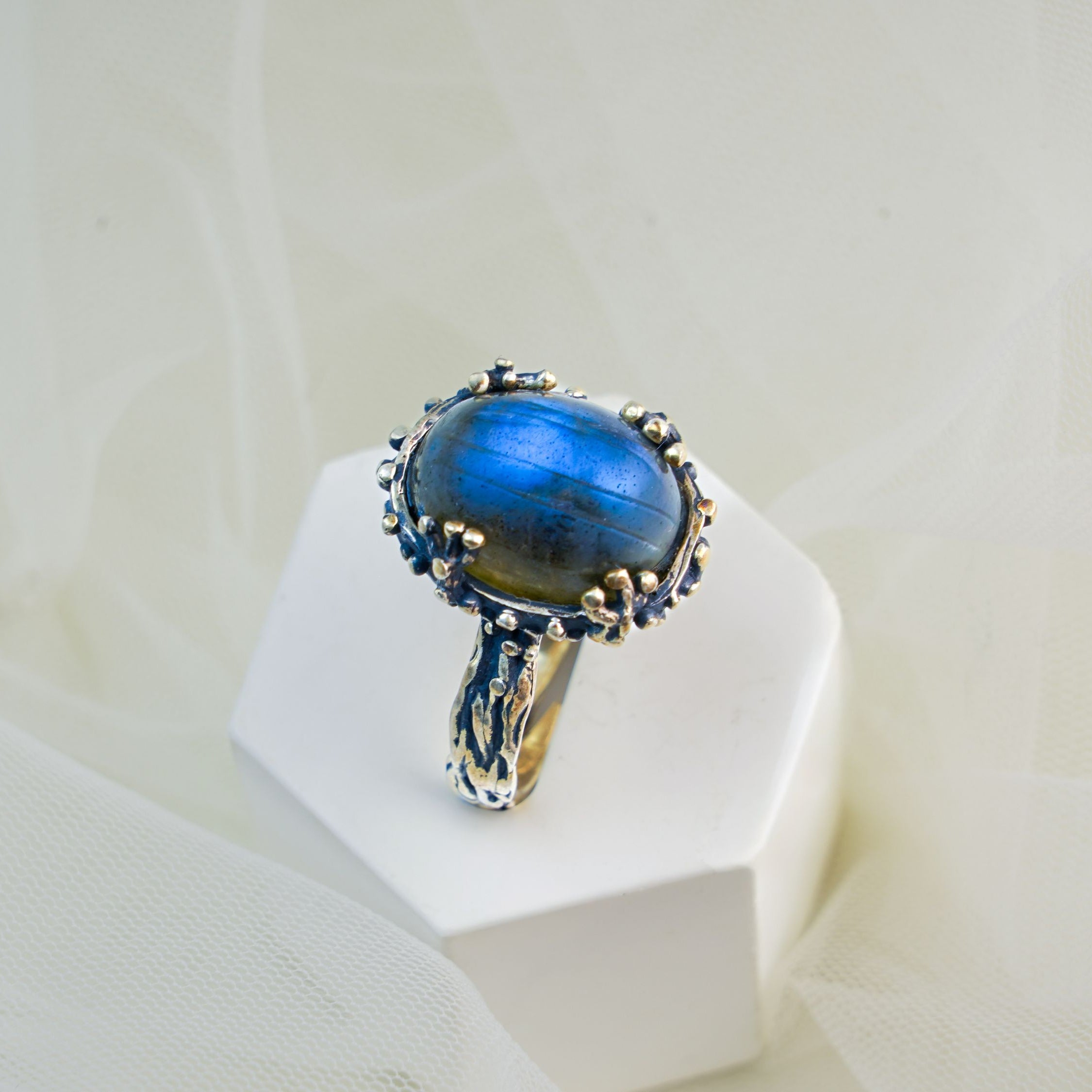 blue flash labradorite ring iridescent natural stone silver ring