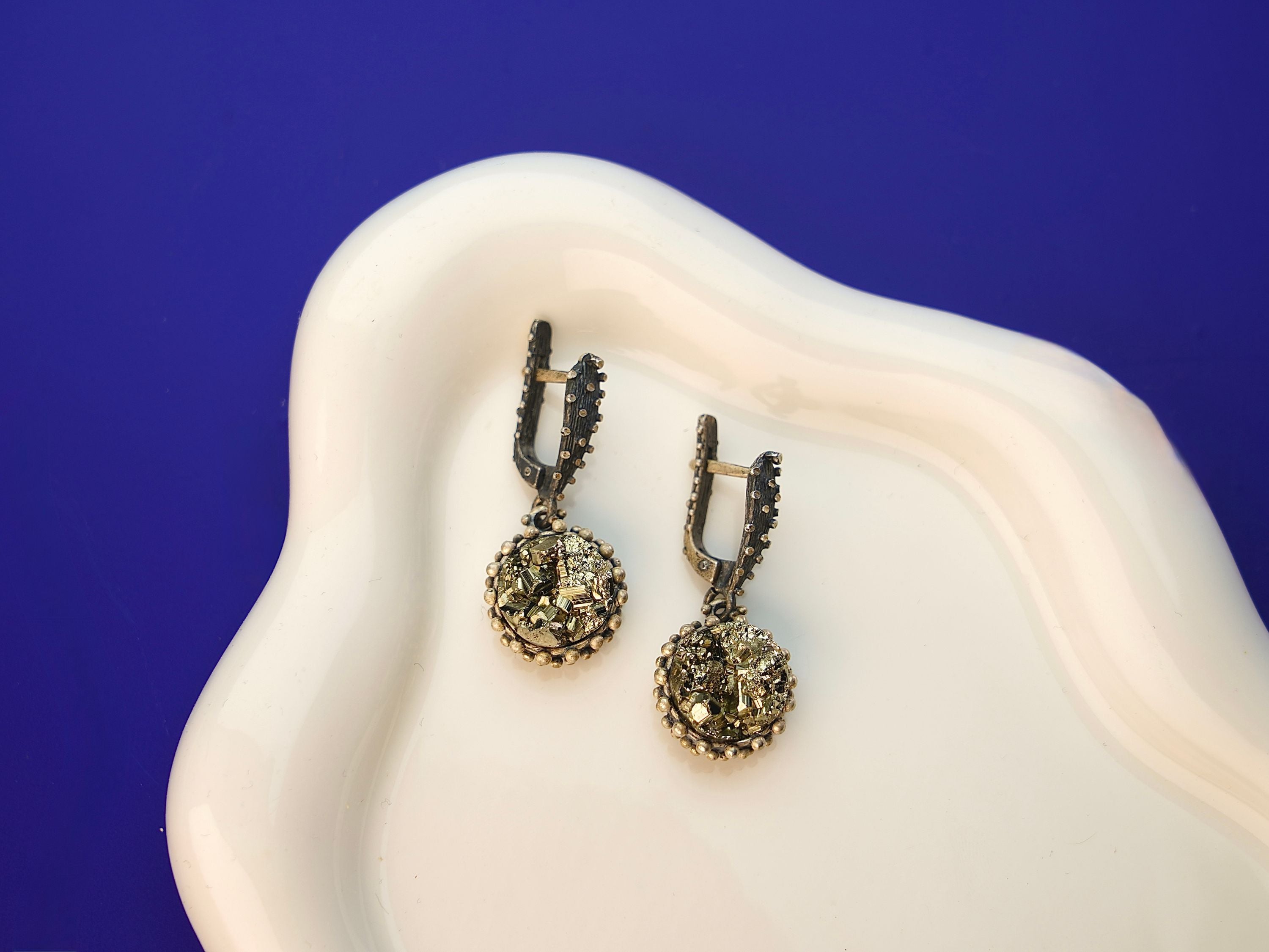 Pyrite earrings clean front view gold gemstone statement drop earrings