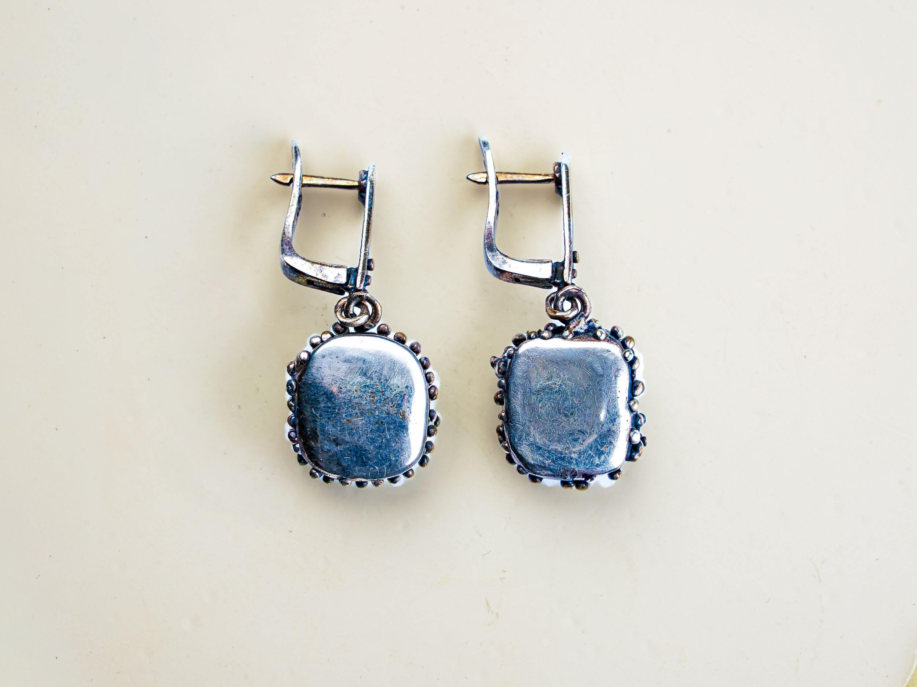Backside aquamarine earrings rear view leverback closure silver craftsmanship