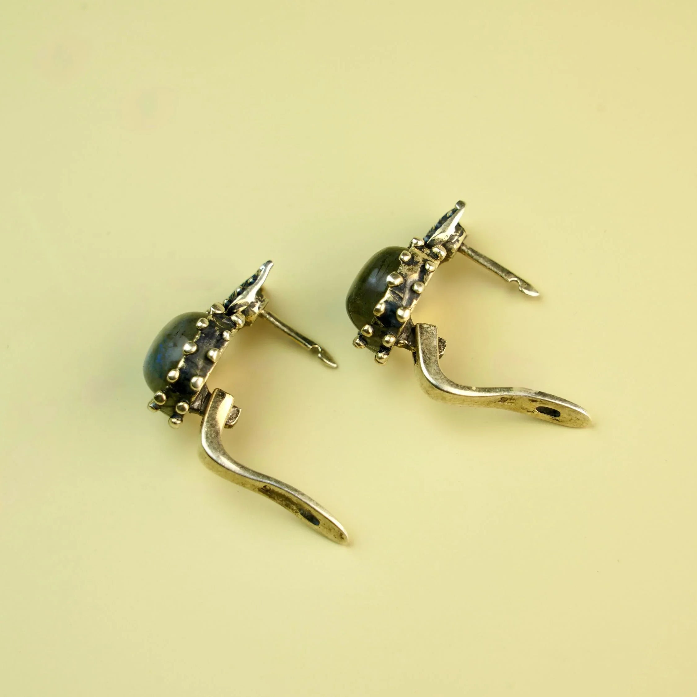 Sterling silver leverback earrings closure detail labradorite gemstone back view
