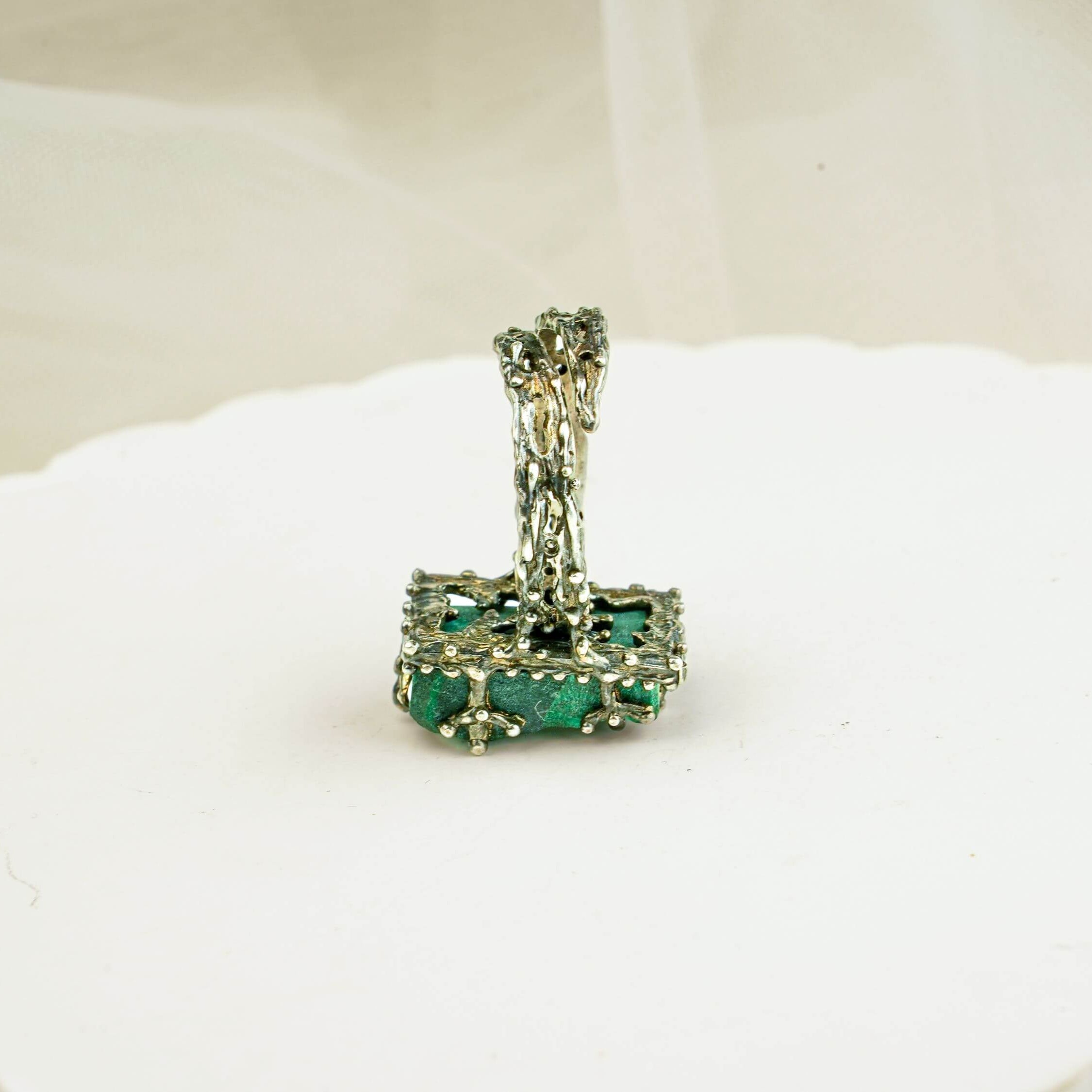 Back view of the adjustable silver band for the malachite gemstone ring for a custom fit