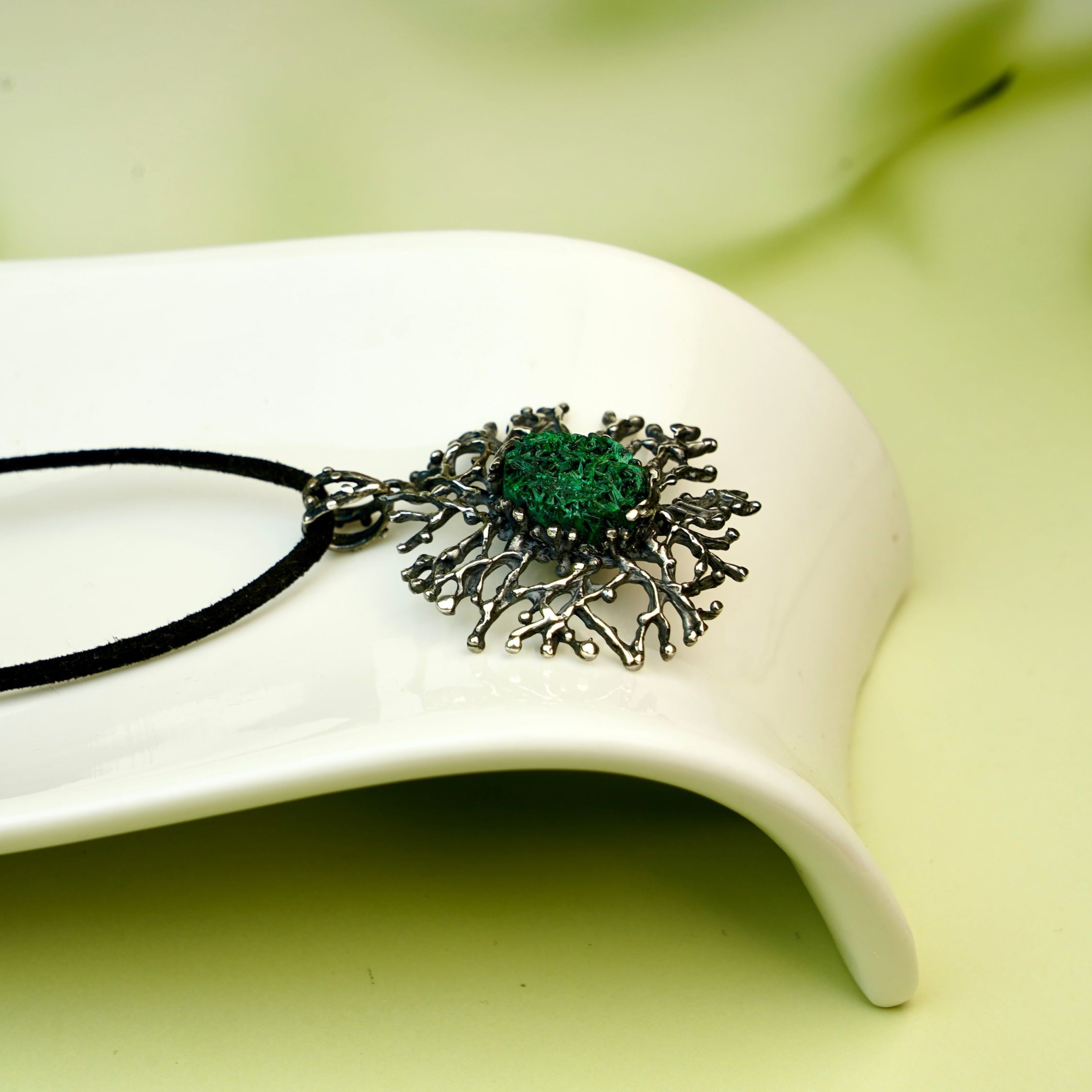 Malachite necklace side view pendant thickness sterling silver green stone