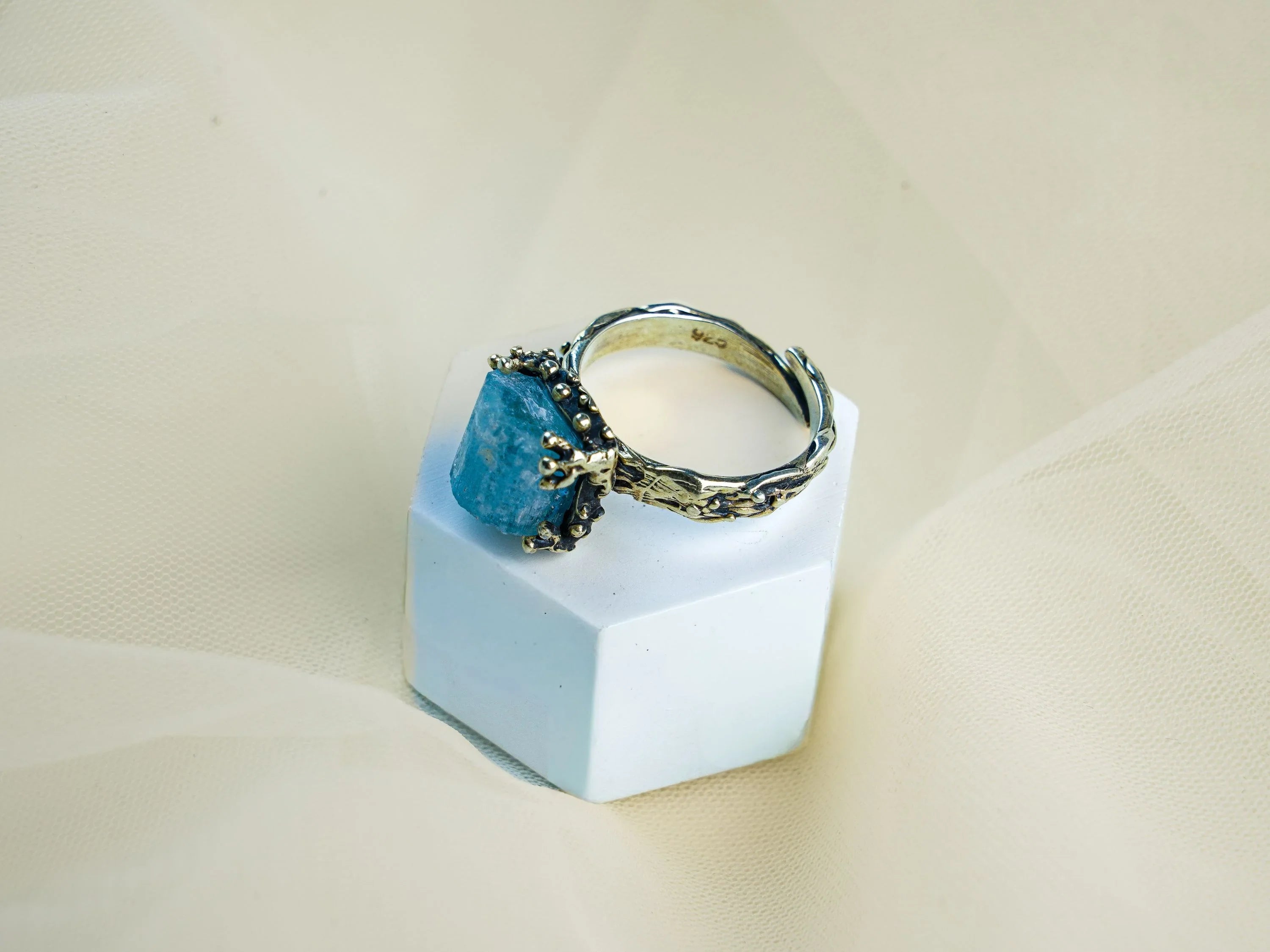Aquamarine ring full shape view sterling silver adjustable ring structure