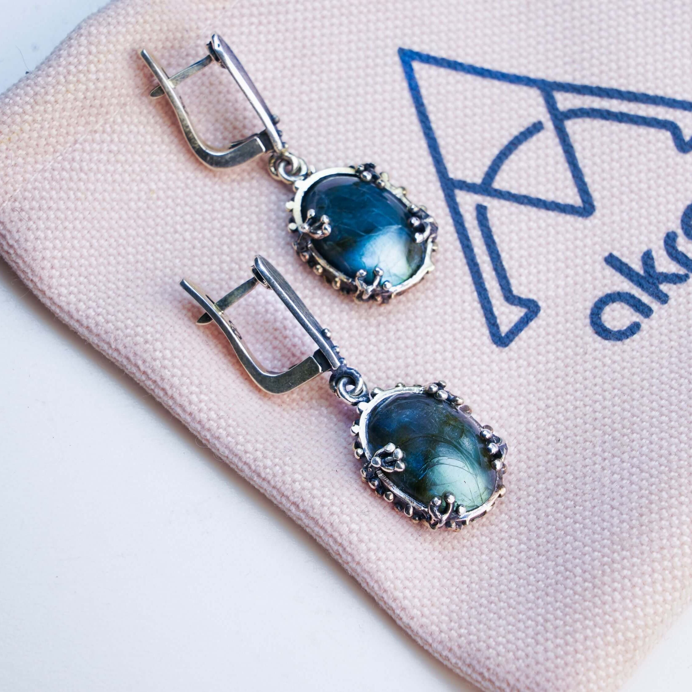 Akra Gems labradorite collection, showing the authenticity of natural gemstones in handcrafted settings