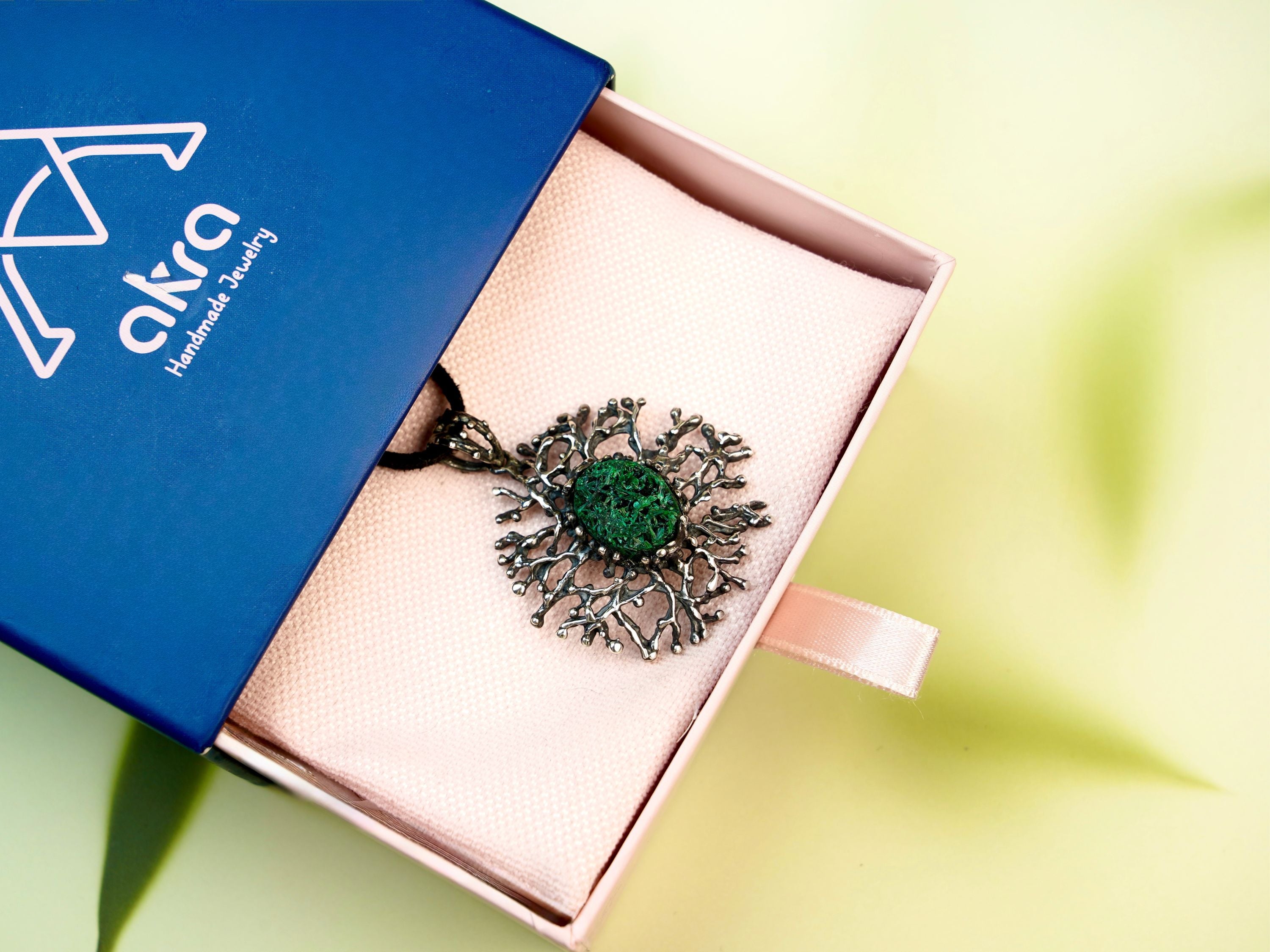 Malachite necklace gift packaging box AKRA jewelry green gemstone pendant