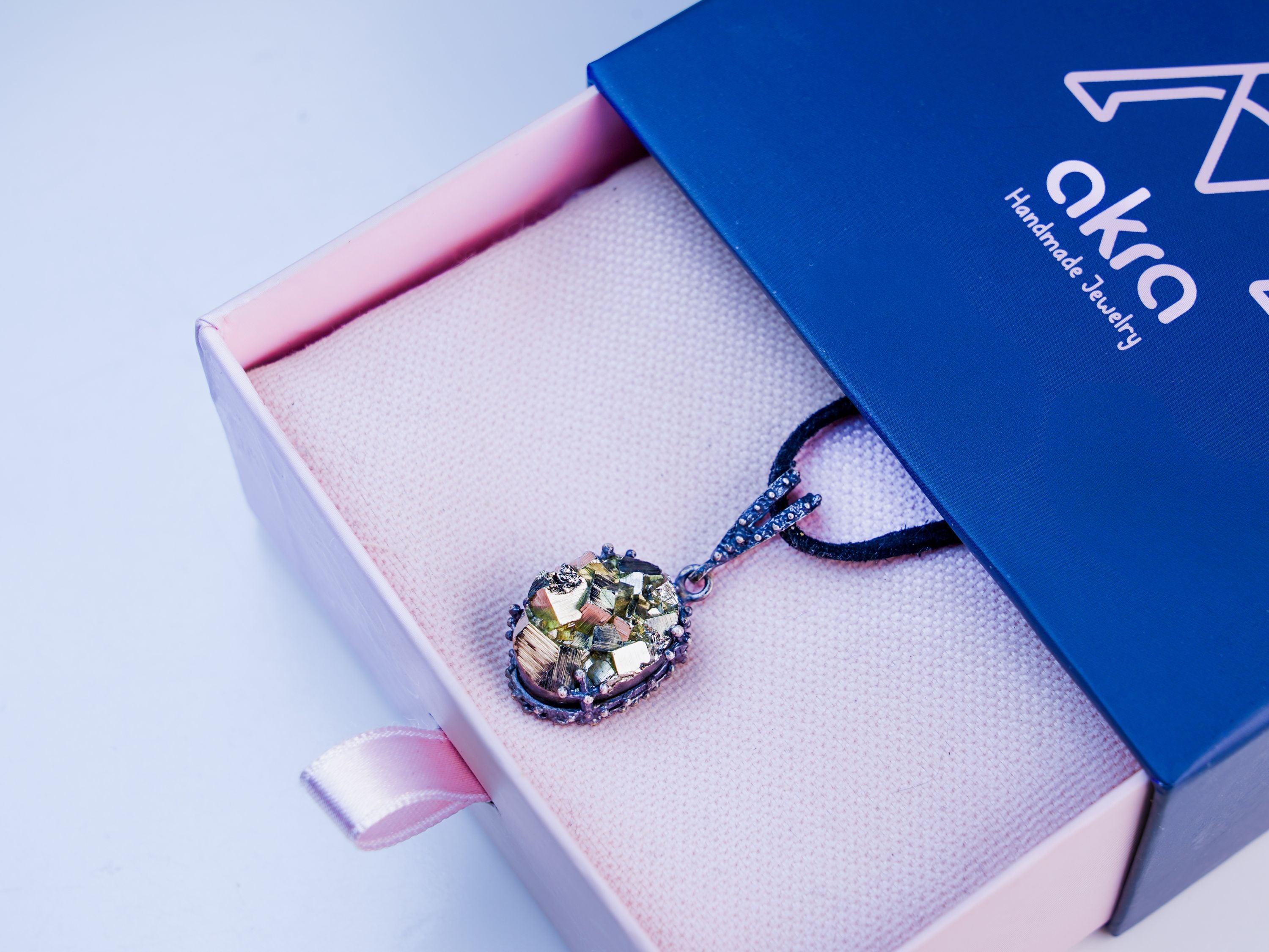 pyrite necklace gift box packaging gold pendant jewelry gift for her