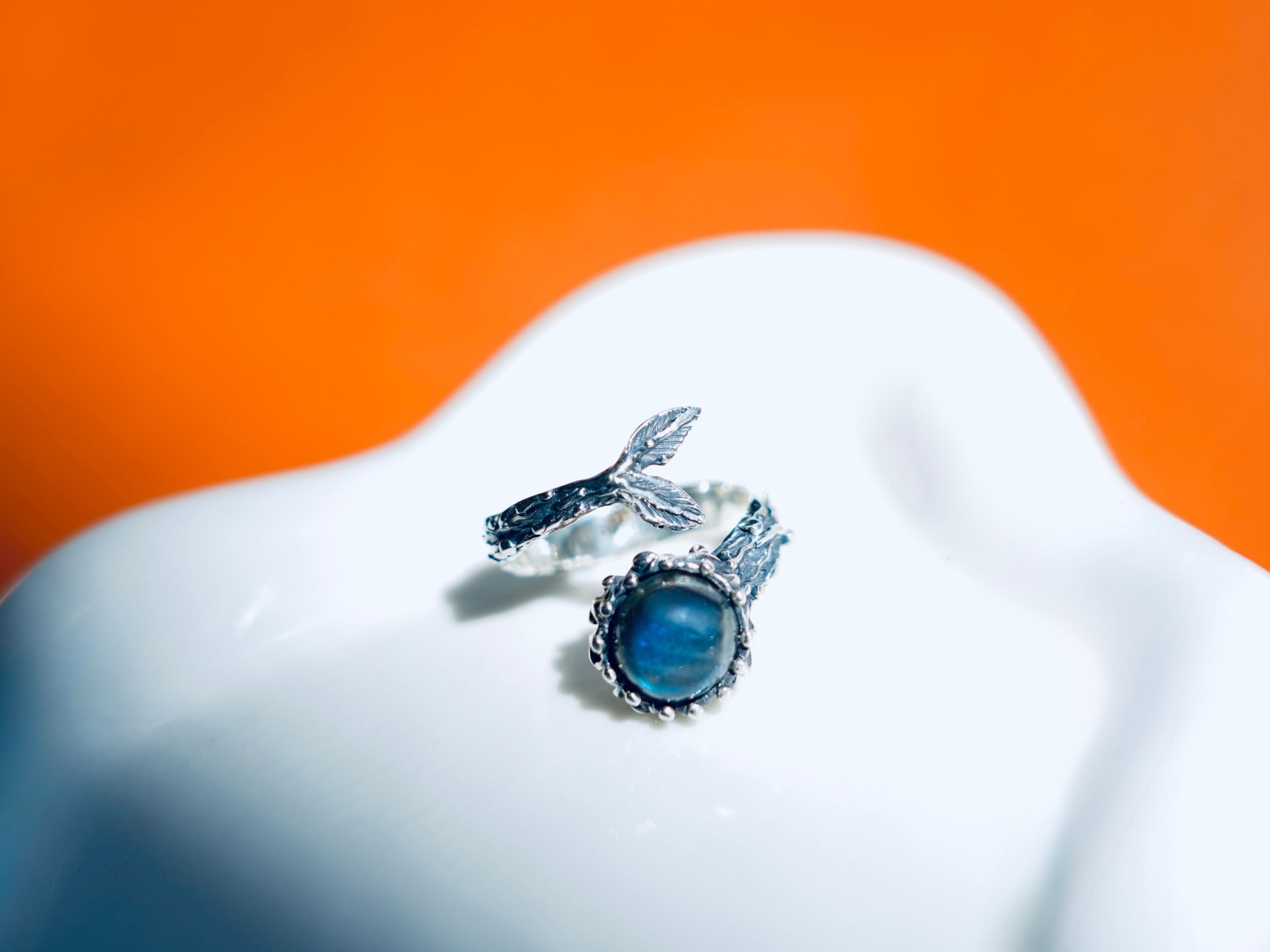 Close up labradorite stone blue flash detail crystal texture adjustable sterling silver ring