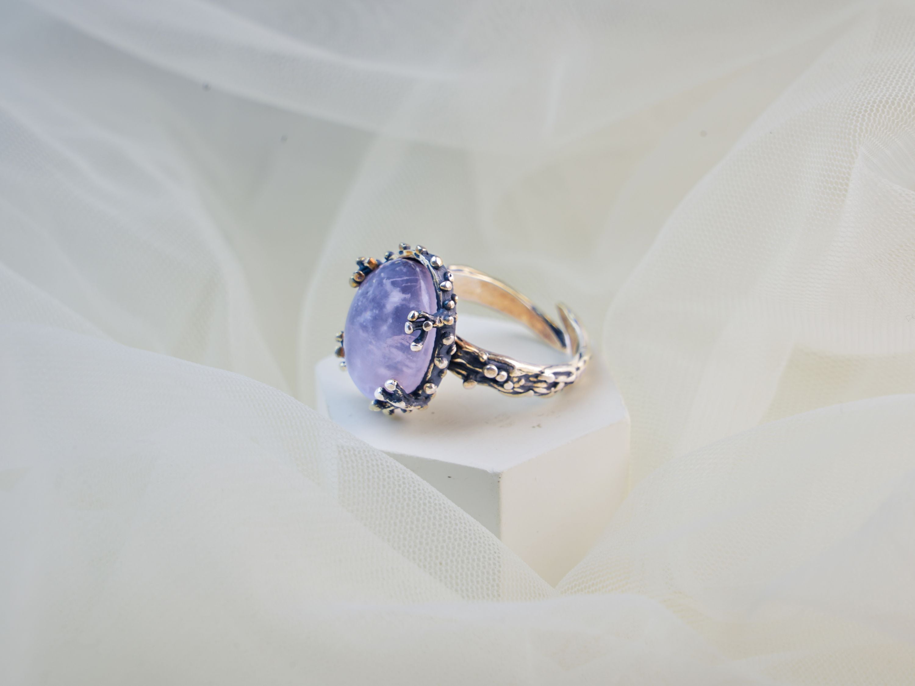 rose quartz ring soft pink glow natural stone silver ring