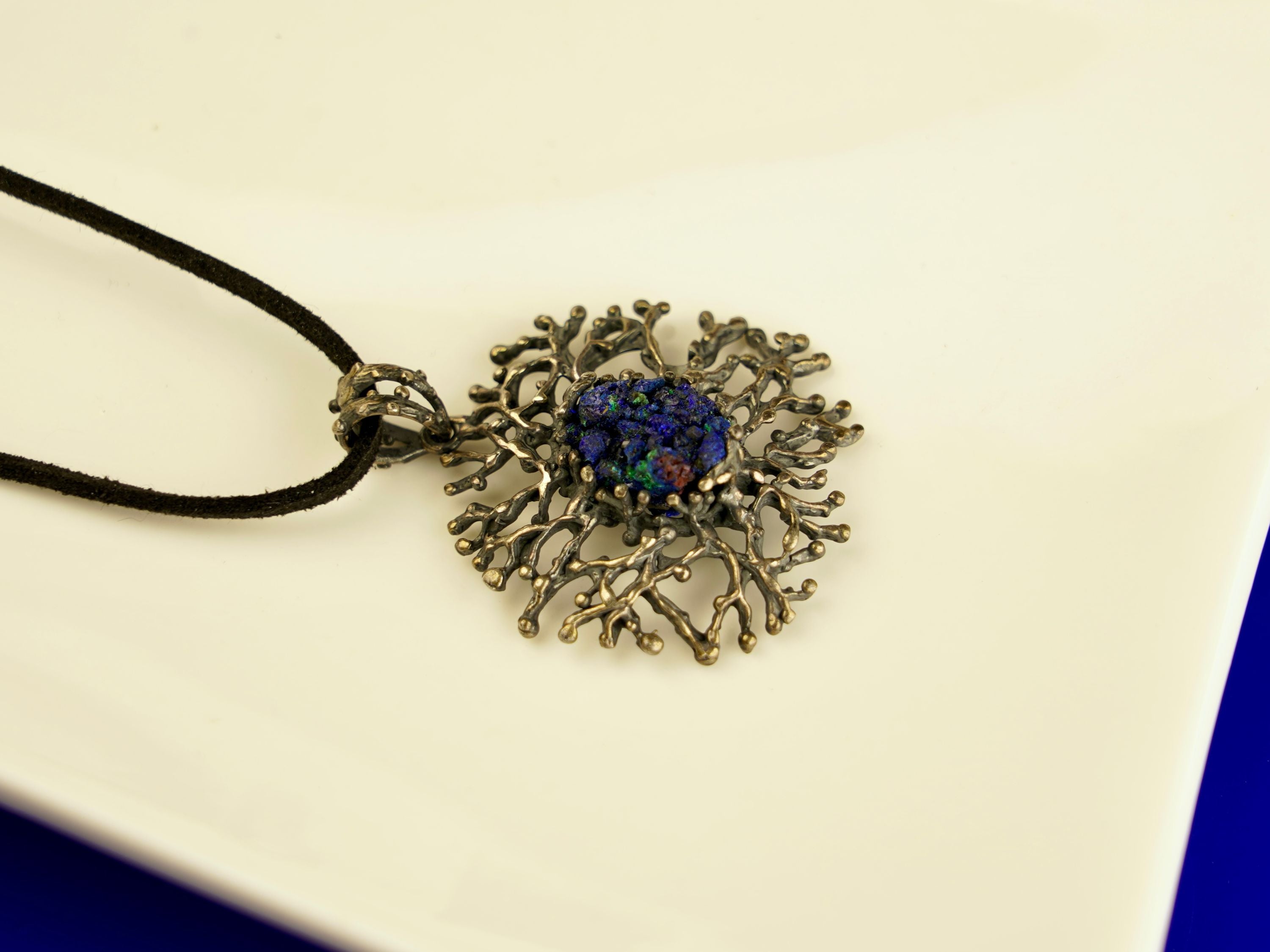 lapis lazuli pendant minimal display blue gemstone silver jewelry
