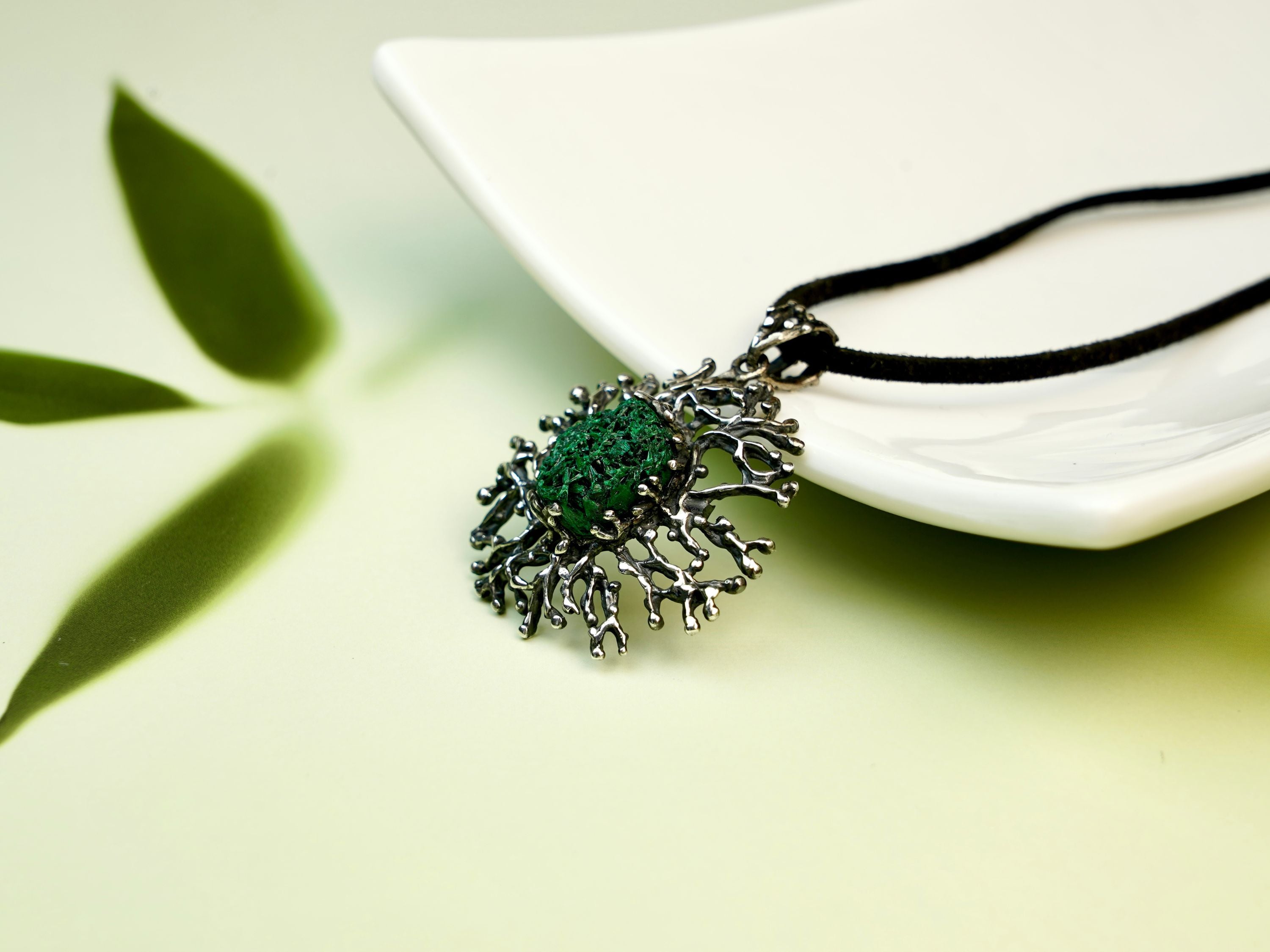 Malachite necklace lifestyle wear elegant green pendant minimal everyday jewelry