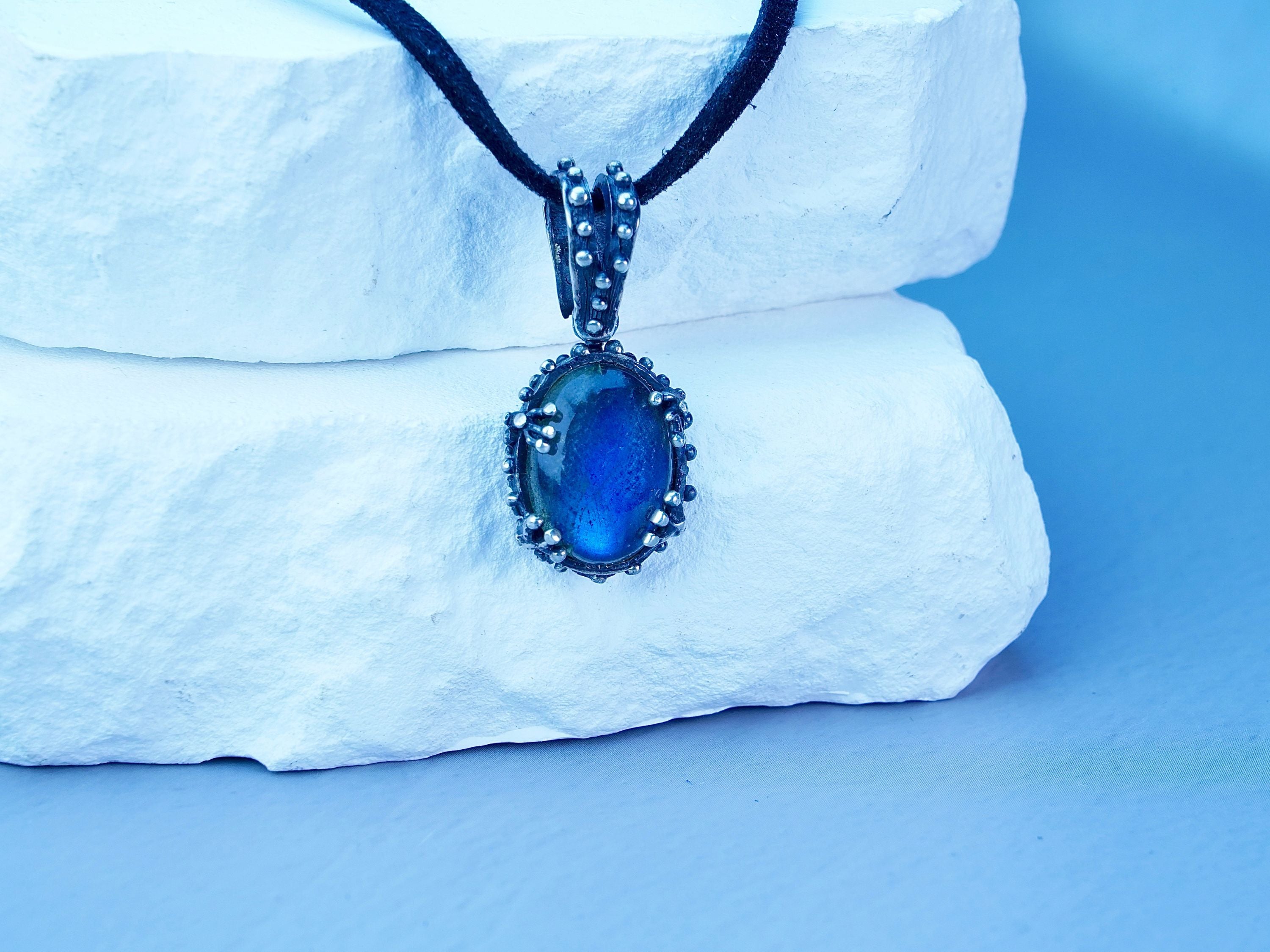 Alternative close up labradorite blue flash gemstone macro detail pendant