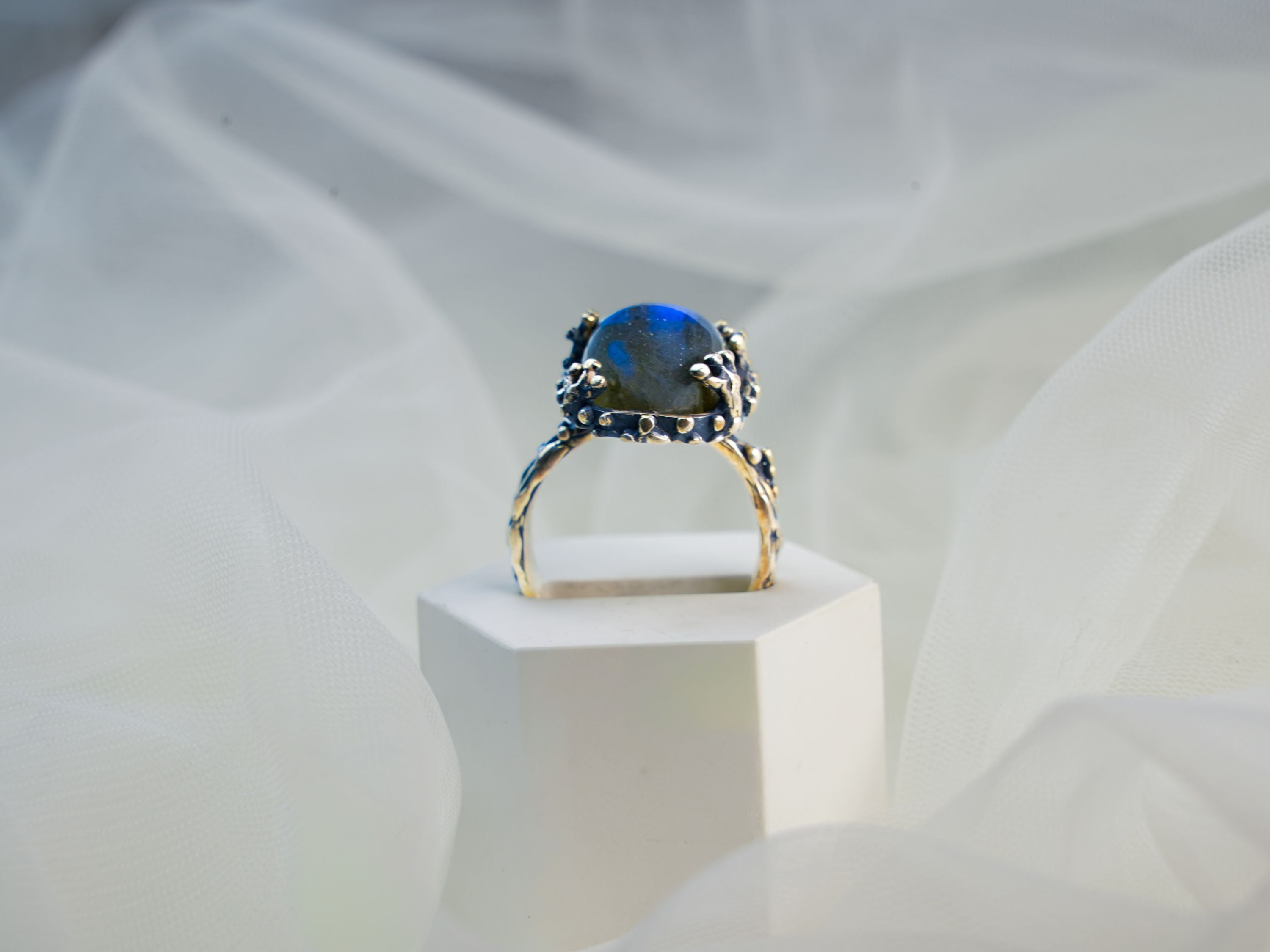 labradorite ring profile view blue flash gemstone statement ring